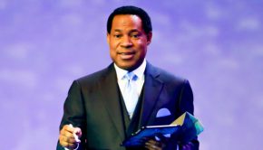 pastor-chris-oyakhilome-global-communion-service-may